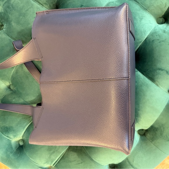 Gently Used HOBO Vida Tote Shoulder Bag Mood Índigo Micro Pebbled Leather - Picture 11 of 16